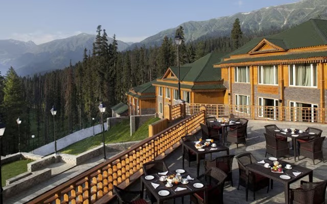 Hotel Welcome, Gulmarg — Gold tier stay